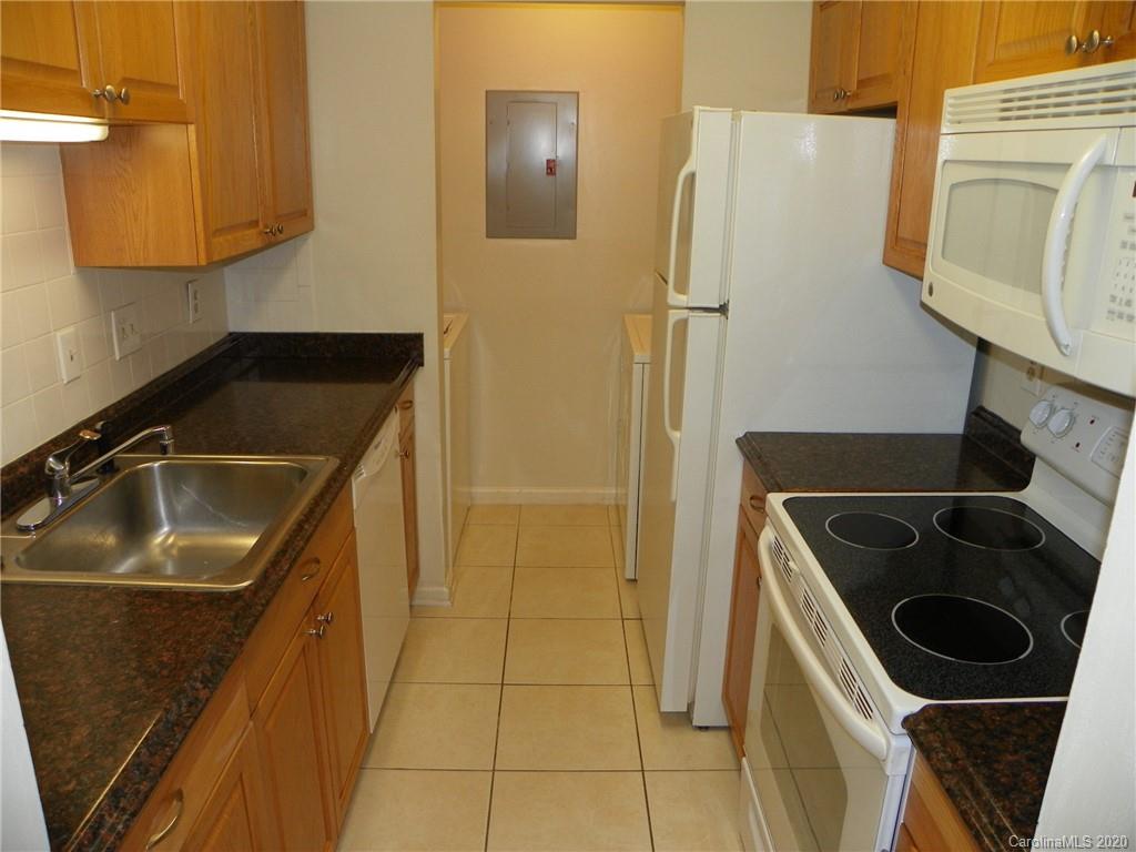 110 Heywood Road, Unit 12A Arden, NC 28704 - Photo 11 of 27 Gallery Image 11