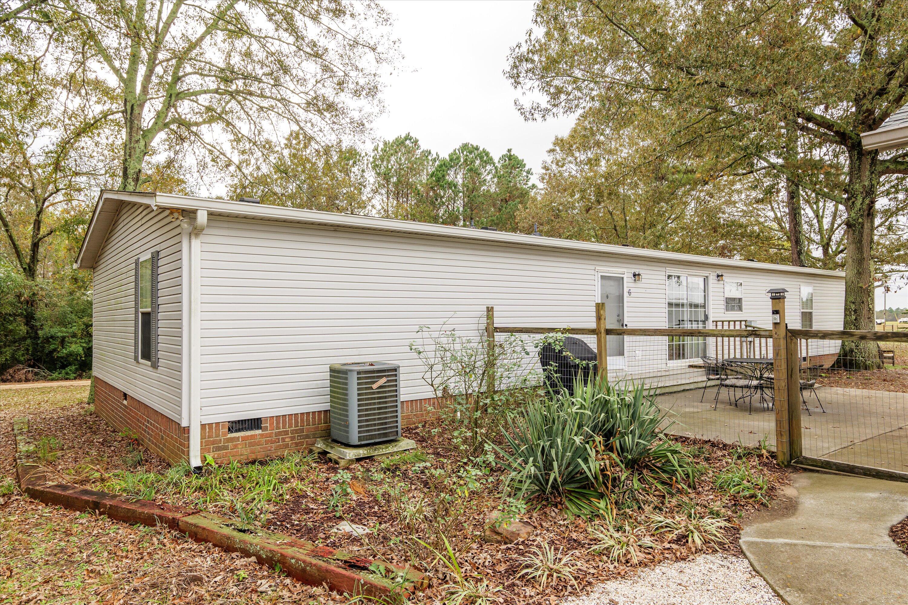 607 Anderson Road Wagener, SC 29164 - Photo 8 of 84 Gallery Image 8