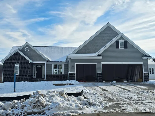 $535,375 | 10643 Valley View Drive, Saline, MI 48176