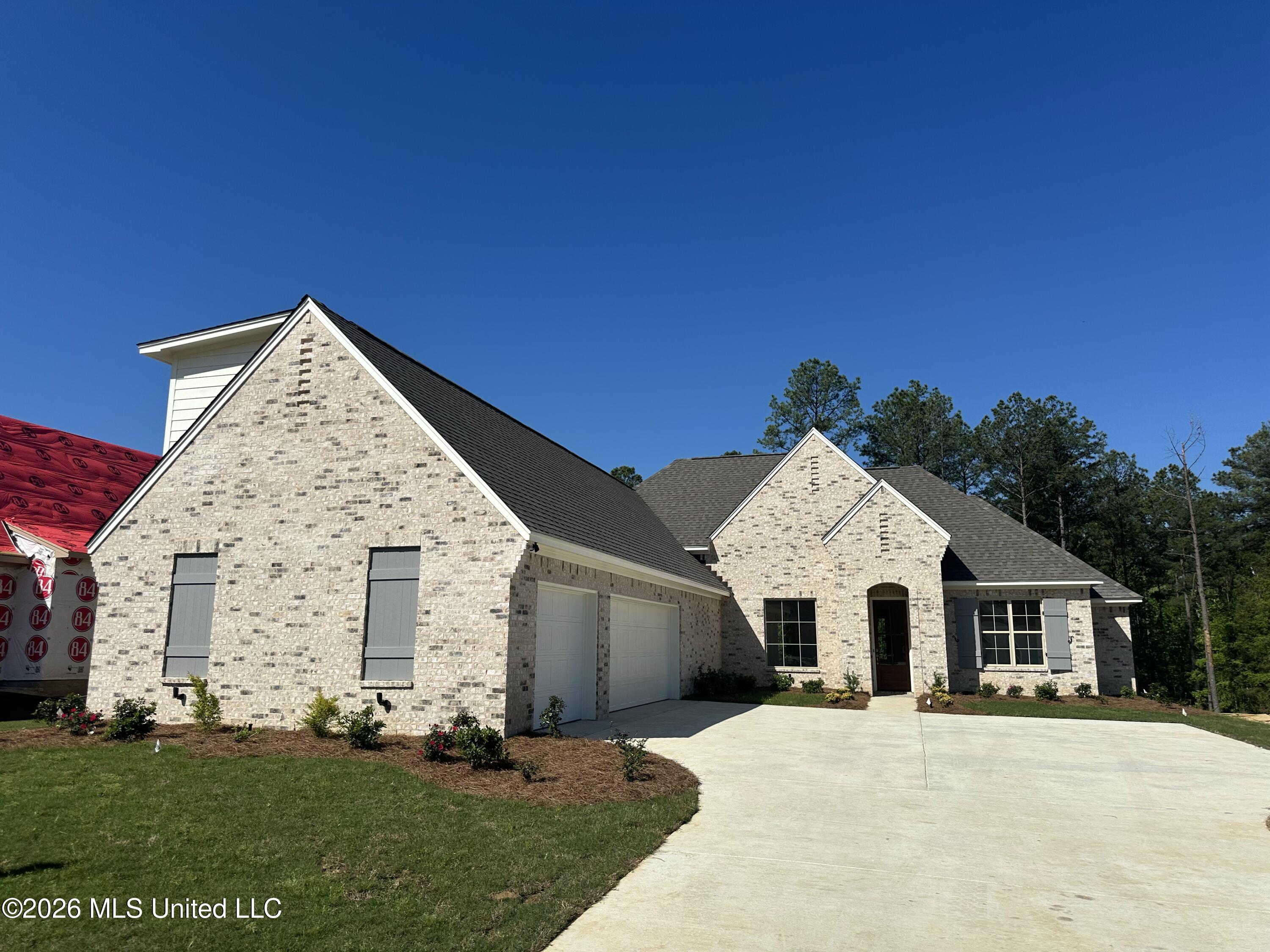 815 Thornberry Ridge Madison, MS 39110 - Photo 1 of 43 Front