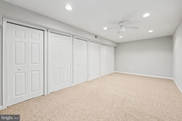 $3,350 | 18865 Crossroads Court, Triangle, VA 22172