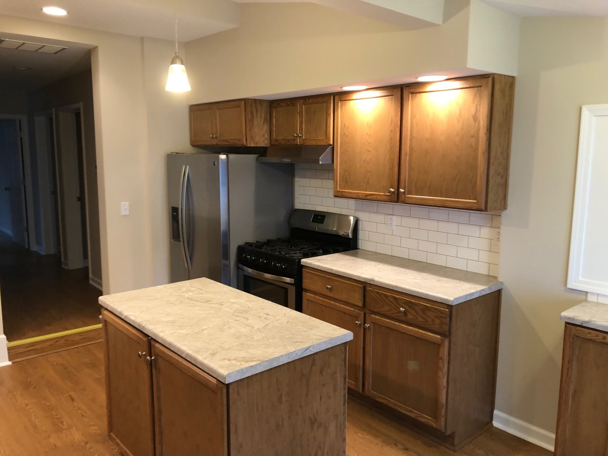 315 Fulton Avenue Rochester, IN 46975 - Photo 3 of 12