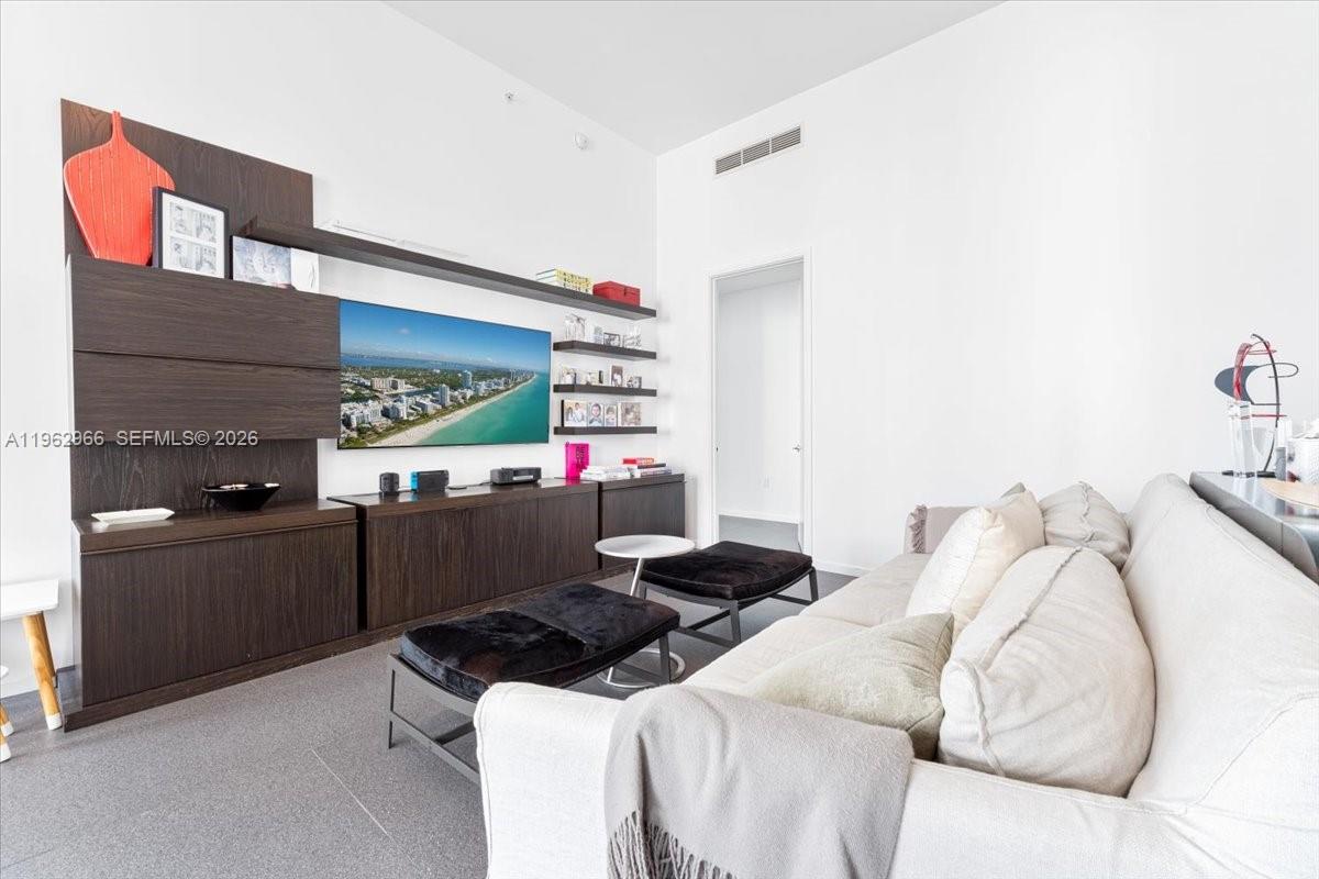 900 Brickell Key Boulevard, Unit 1101 Miami, FL 33131 - Photo 18 of 38