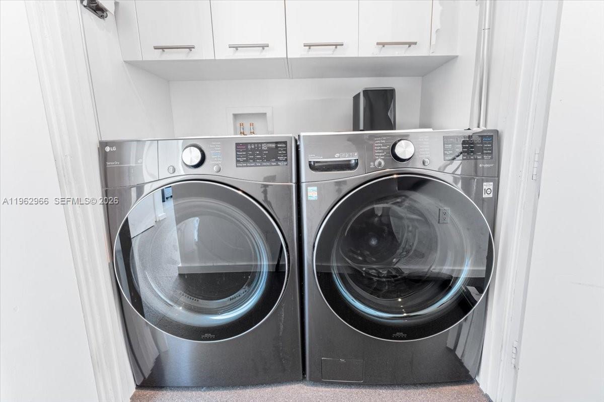 900 Brickell Key Boulevard, Unit 1101 Miami, FL 33131 - Photo 20 of 38