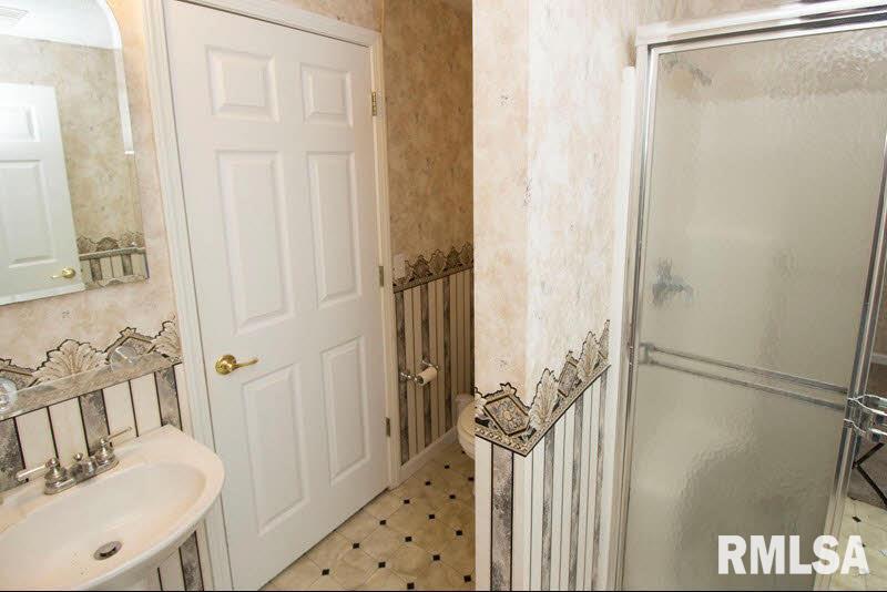 16 Drury Road Carbondale, IL 62902 - Photo 11 of 17 Gallery Image 11