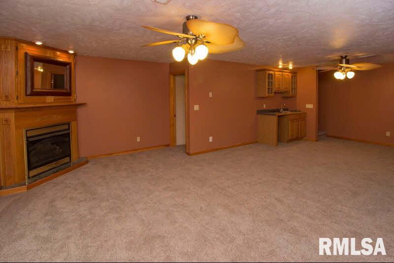 16 Drury Road Carbondale, IL 62902 - Photo 8 of 17 Gallery Image 8