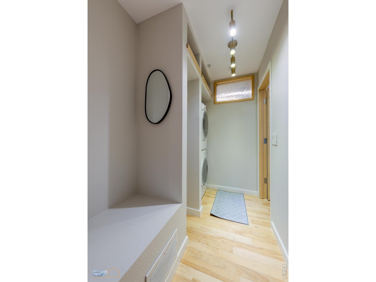 854 Walnut Street, Unit D Boulder, CO 80302 - Photo 19 of 40 Hallway with Laundry
