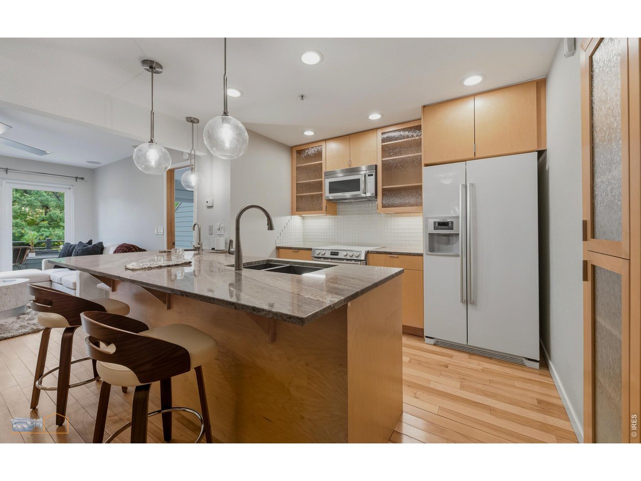 854 Walnut Street, Unit D Boulder, CO 80302 - Photo 5 of 40 Fabulous Updated Kitchen