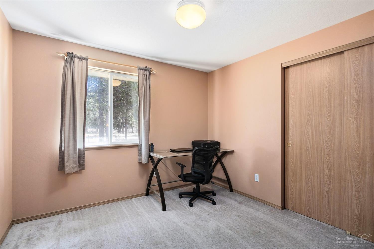 52765 Day Road La Pine, OR 97739 - Photo 5 of 23 Additional Photo