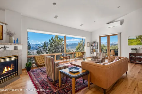 $2,150,000 | 593 Wooden Deer Road, Carbondale, CO 81623