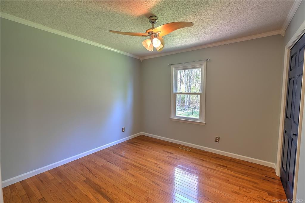 3975 Popular Street Newton, NC 28658 - Photo 15 of 41 Gallery Image 15