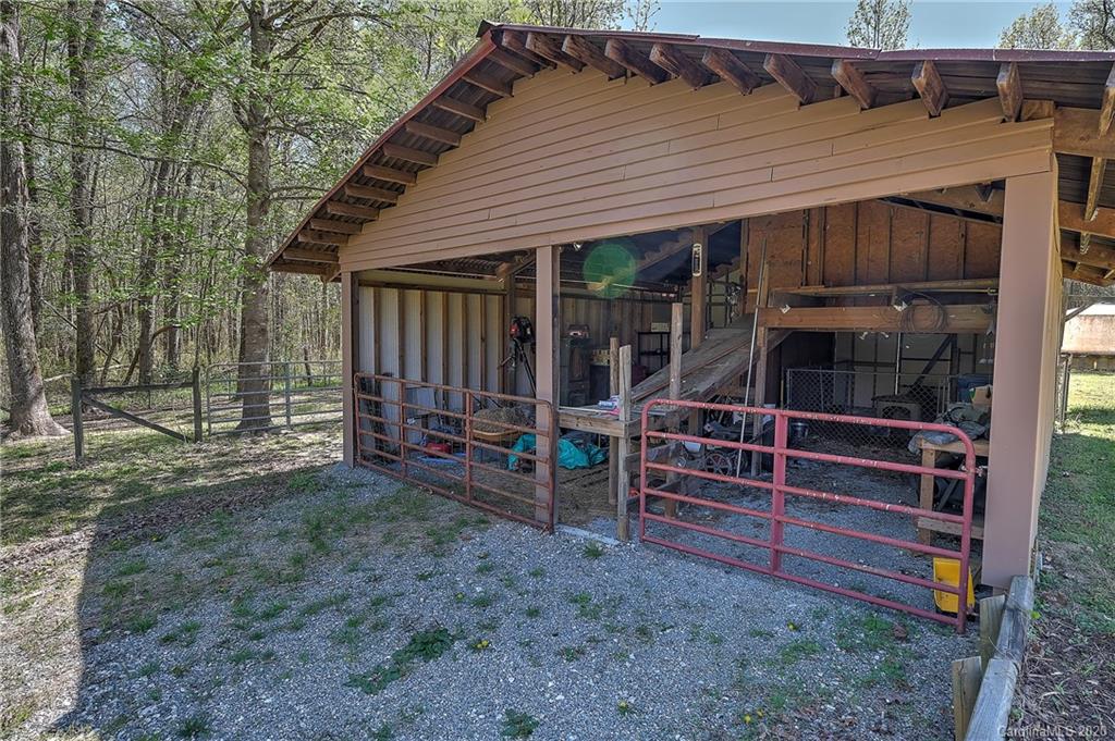 3975 Popular Street Newton, NC 28658 - Photo 33 of 41 Gallery Image 33