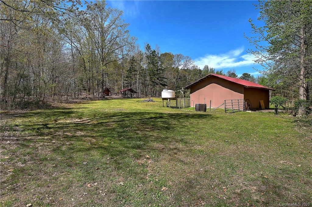 3975 Popular Street Newton, NC 28658 - Photo 36 of 41 Gallery Image 36