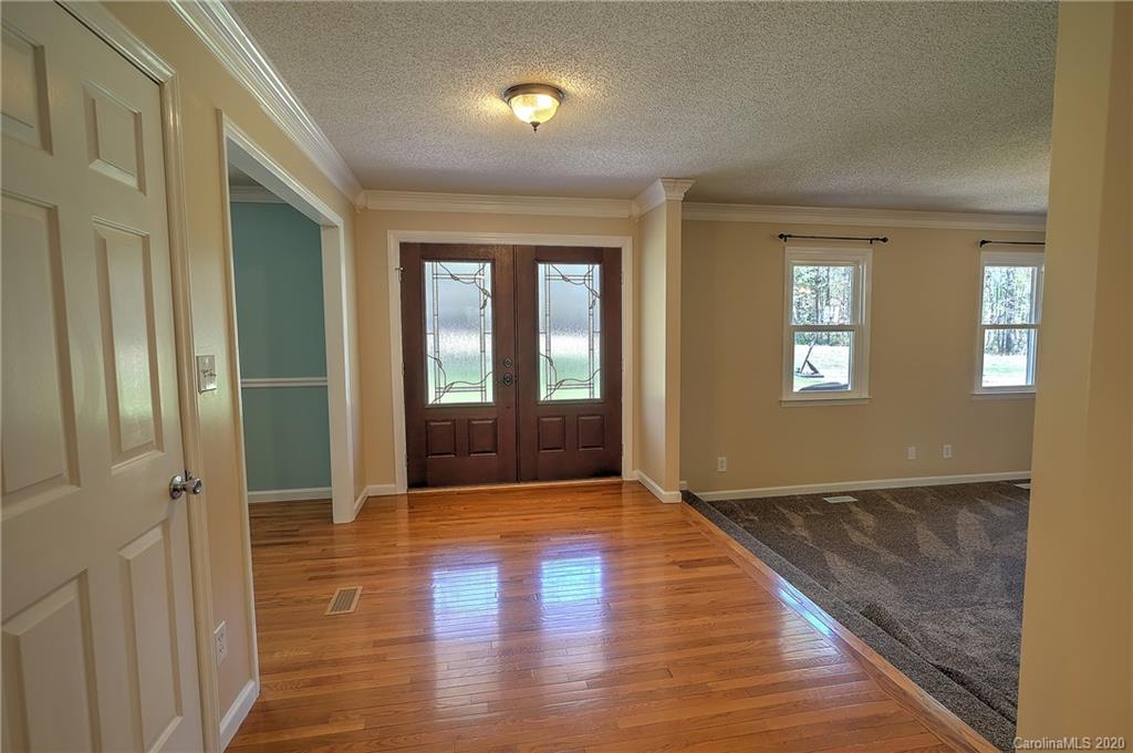 3975 Popular Street Newton, NC 28658 - Photo 6 of 41 Gallery Image 6