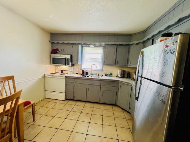 1926 High Grove Road Grandview, MO 64030 - Photo 4 of 10