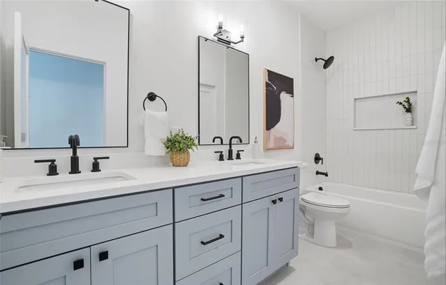 $7,495 | 3002 West Platt Street, Unit 2, Tampa, FL 33609