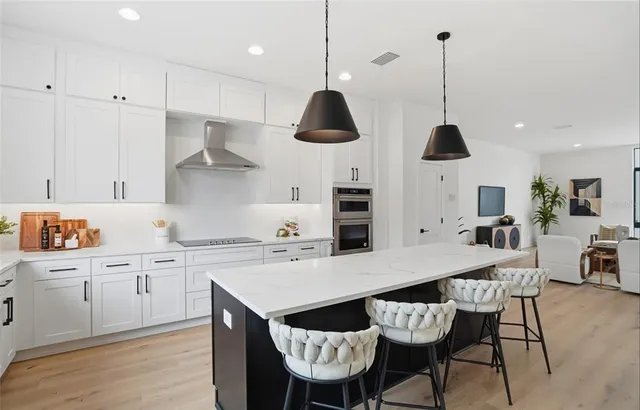 $7,495 | 3002 West Platt Street, Unit 2, Tampa, FL 33609