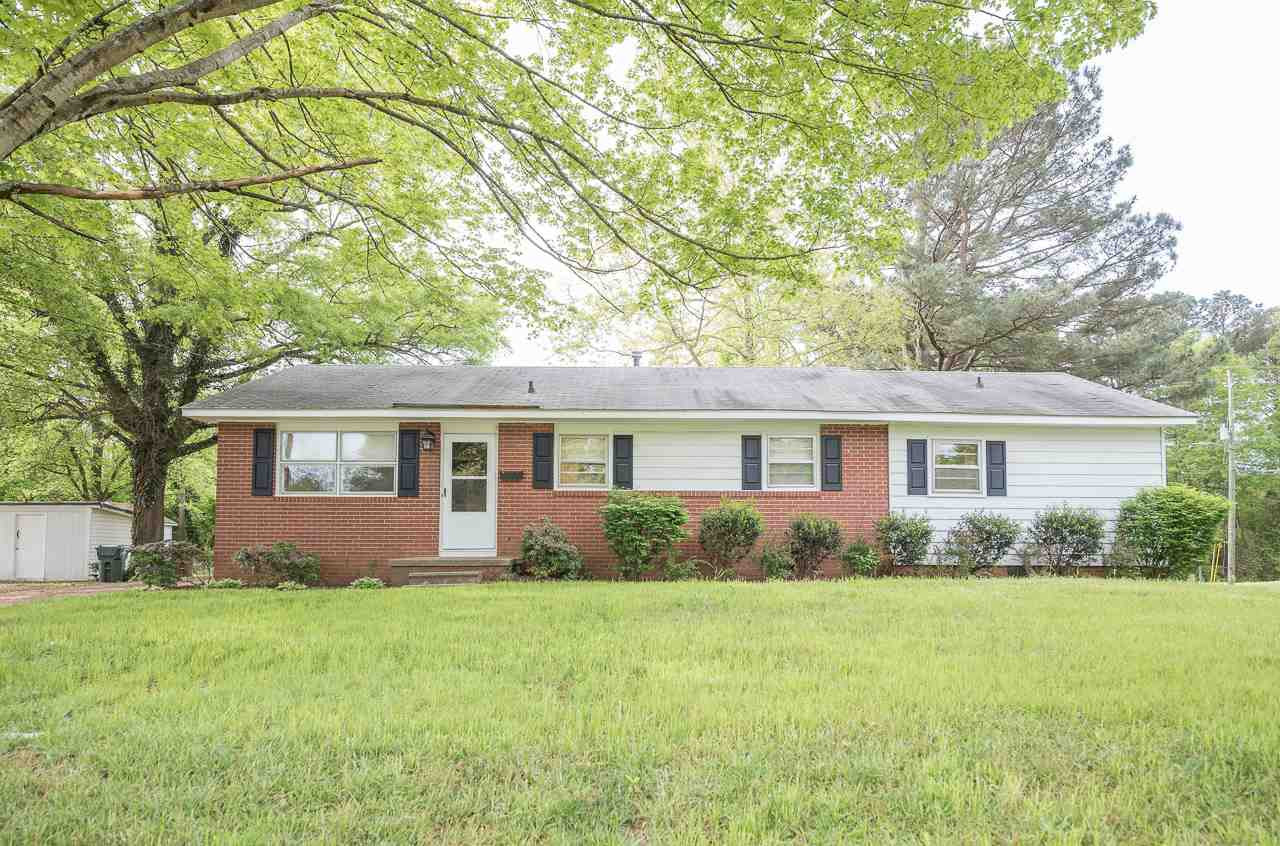 106 Crest Rd