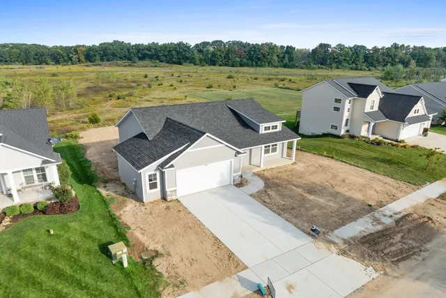 $404,900 | 9237 Shimano Drive, Portland, MI 48875
