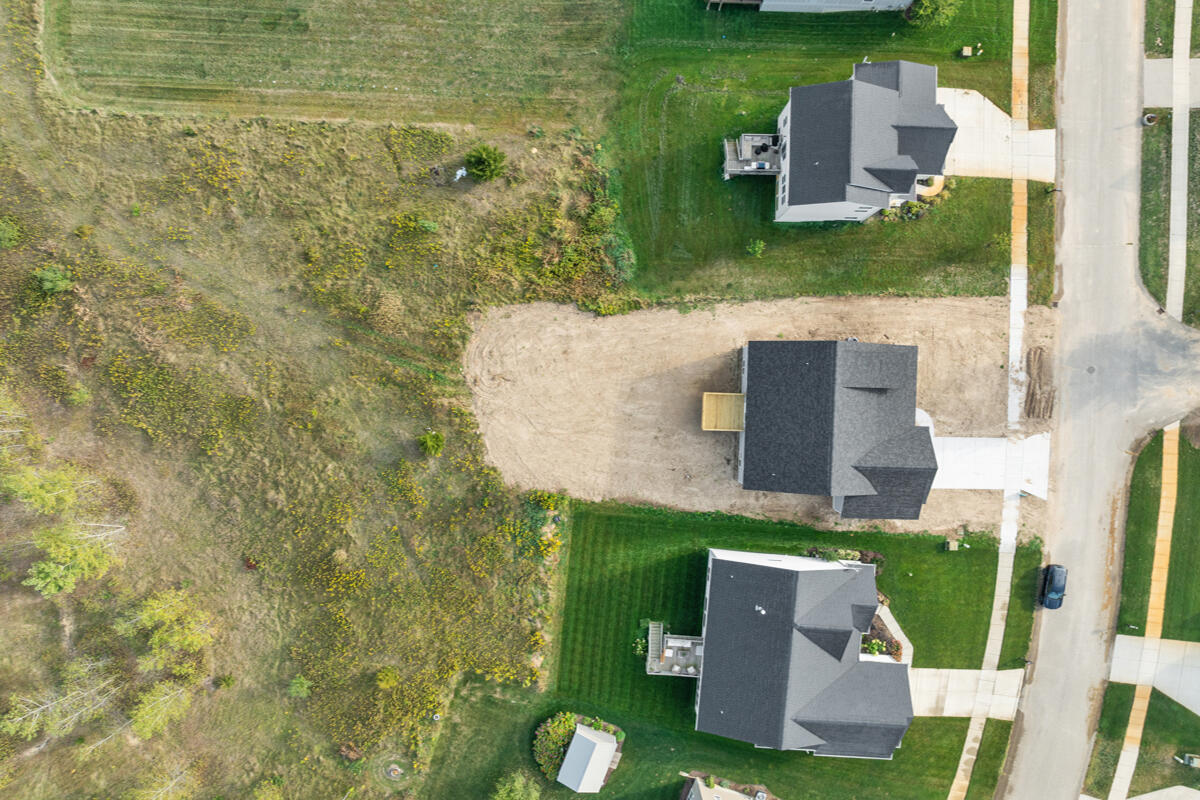 9237 Shimano Drive Portland, MI 48875 - Photo 27 of 32 IMG_1026