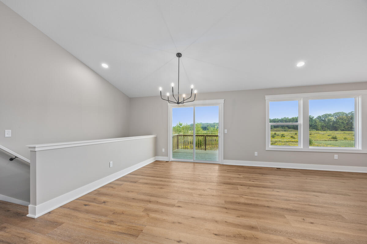 9237 Shimano Drive Portland, MI 48875 - Photo 5 of 32 IMG_1004