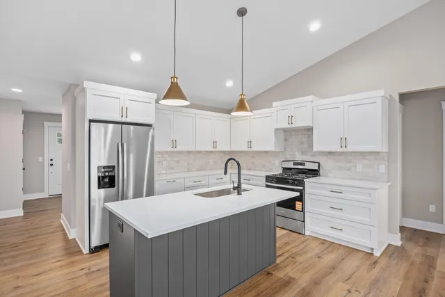 $404,900 | 9237 Shimano Drive, Portland, MI 48875