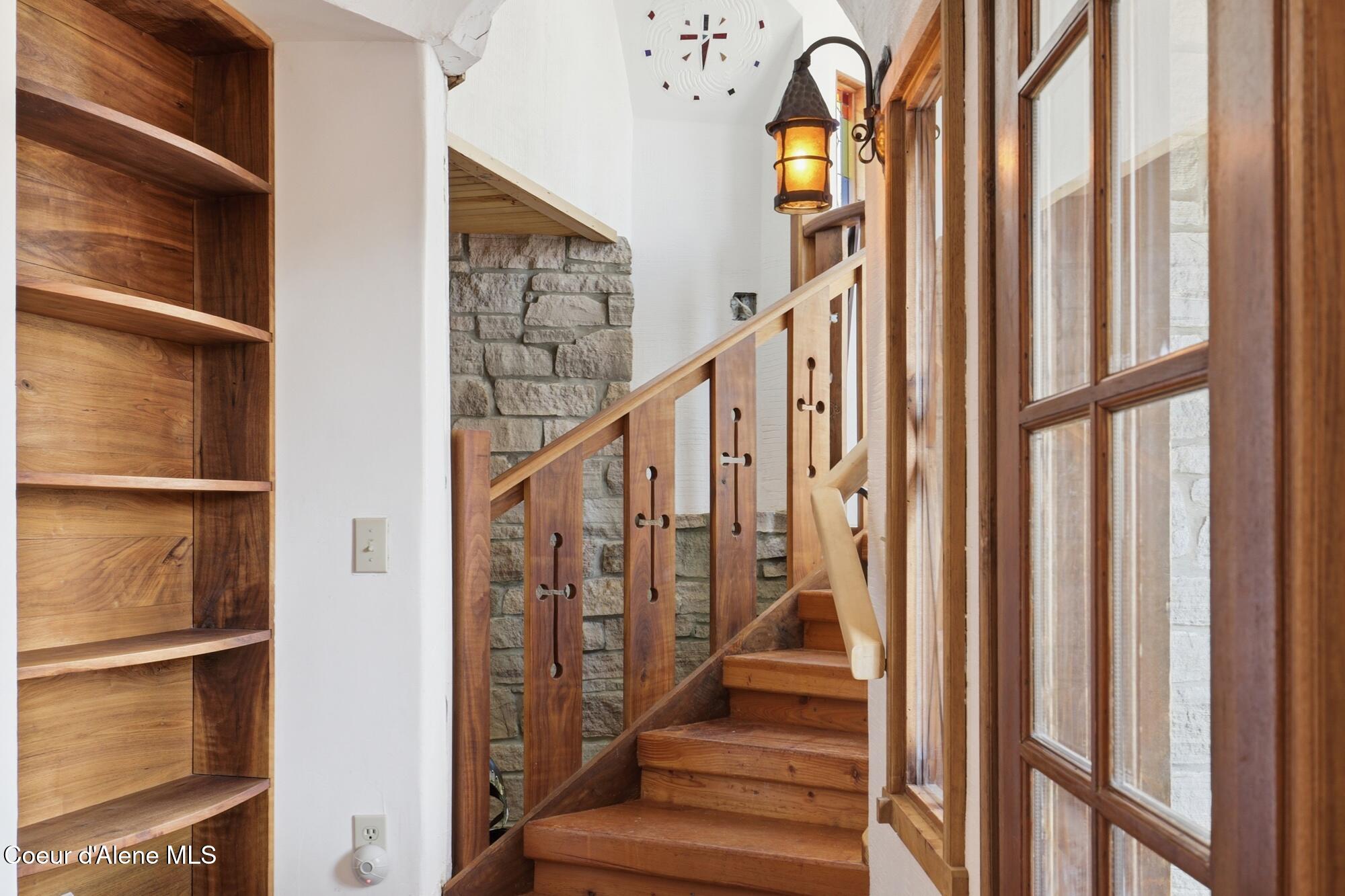 1018 Mogul Hill Road Sandpoint, ID 83864 - Photo 48 of 100 56