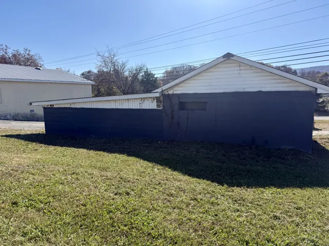 $149,900 | 69 Old Harrison Ferry Road, McMinnville, TN 37110