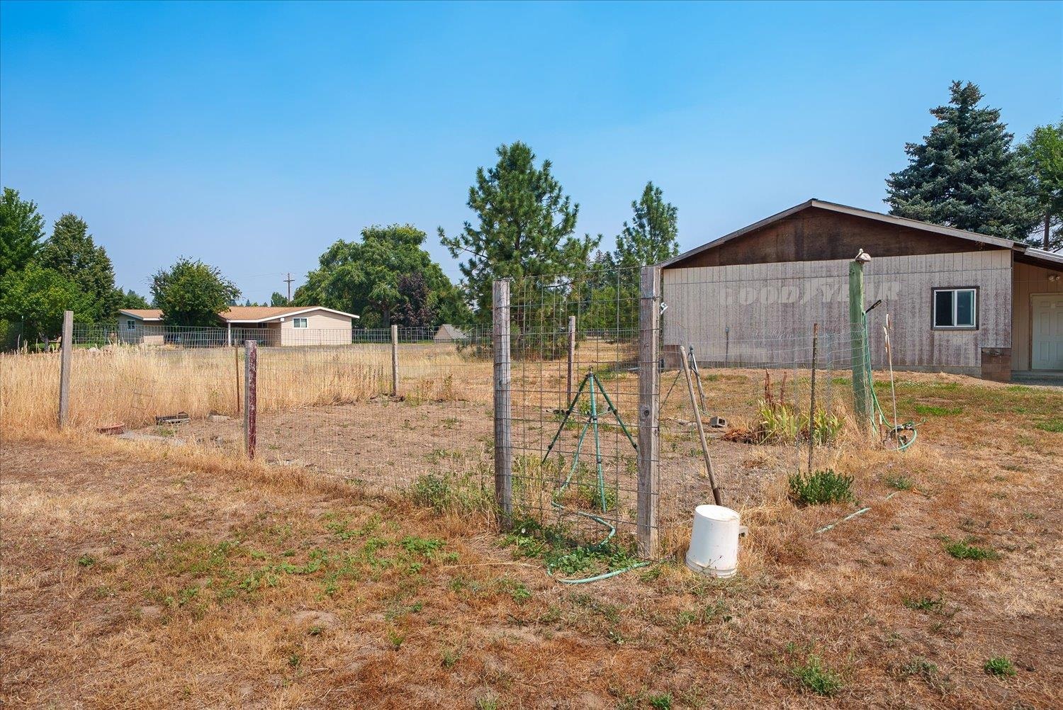 20211 North Austin Road Colbert, WA 99005 - Photo 42 of 49 Gallery Image 42
