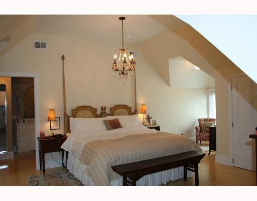 715 Maple Lane Sewickley, PA 15143 - Photo 5 of 8
