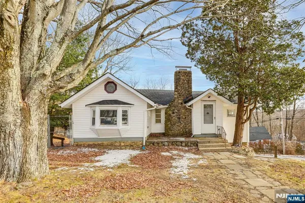 $435,000 | 10 Ridge Road, Stanhope, NJ 07874
