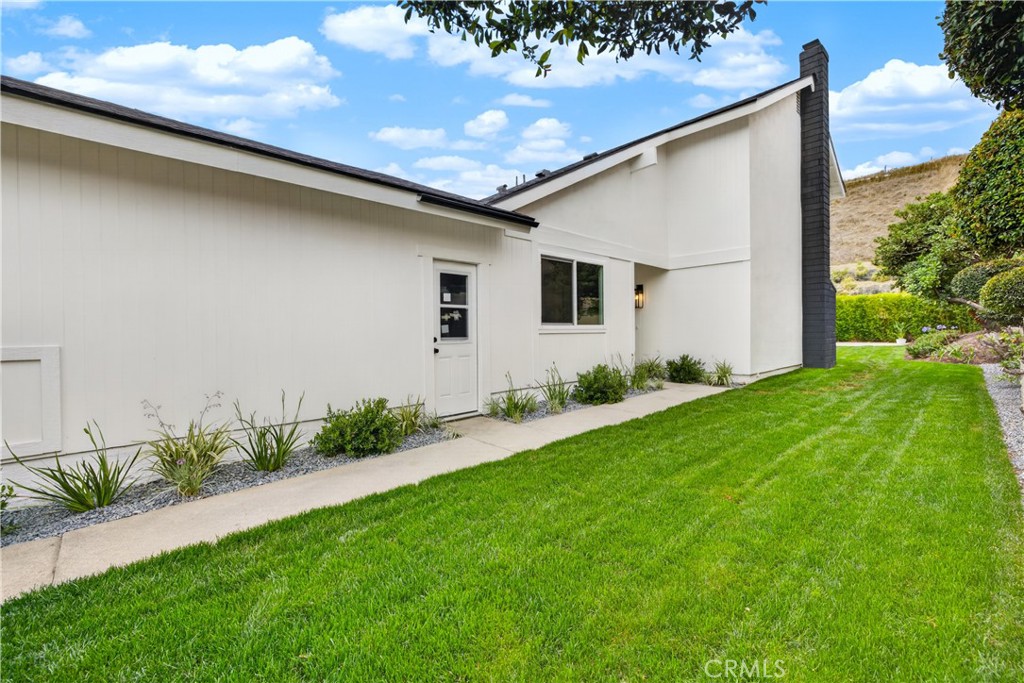 872 West Ashiya Road Montebello, CA 90640 - Photo 36 of 58