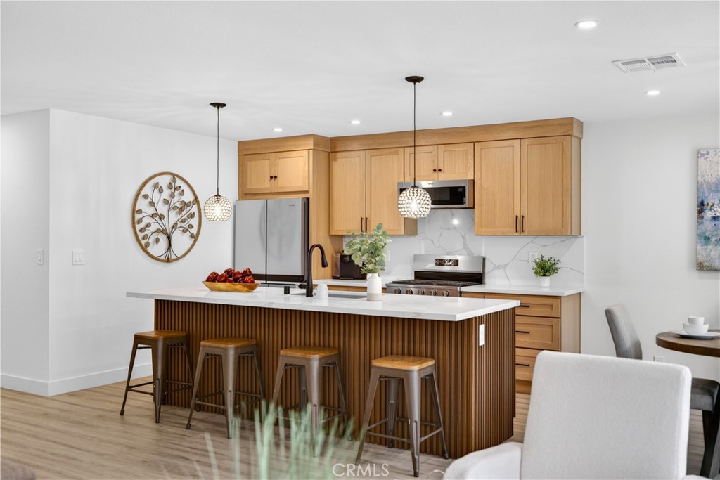 872 West Ashiya Road Montebello, CA 90640 - Photo 9 of 58