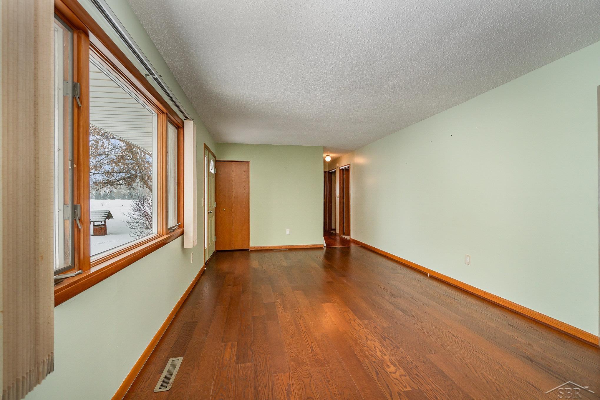 1313 South 11 Mile Road Auburn, MI 48611 - Photo 13 of 29 50132170-e12482ae-0cff-4057-a203-1757c5f1701a.JPG
