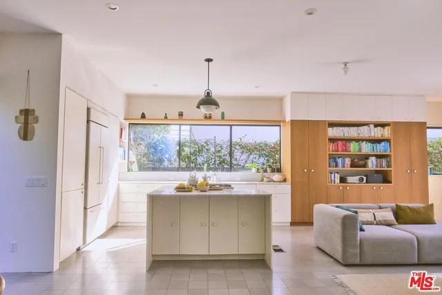 $2,795,000 | 906 Superba Avenue, Venice, CA 90291