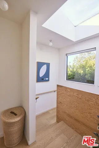 $2,795,000 | 906 Superba Avenue, Venice, CA 90291