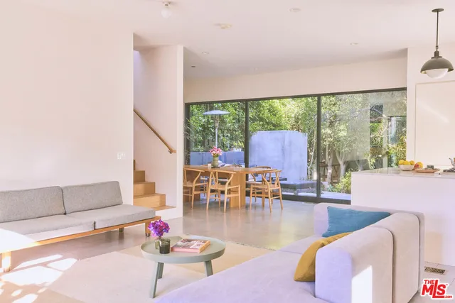 $2,795,000 | 906 Superba Avenue, Venice, CA 90291