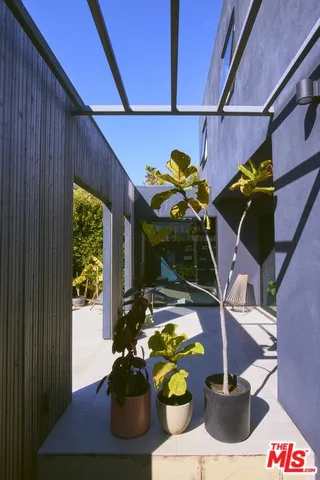 $2,795,000 | 906 Superba Avenue, Venice, CA 90291