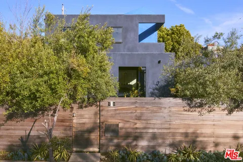 $2,795,000 | 906 Superba Avenue, Venice, CA 90291