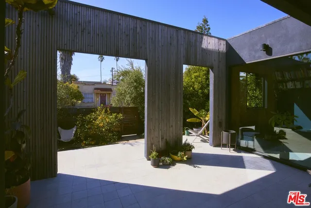 $2,795,000 | 906 Superba Avenue, Venice, CA 90291