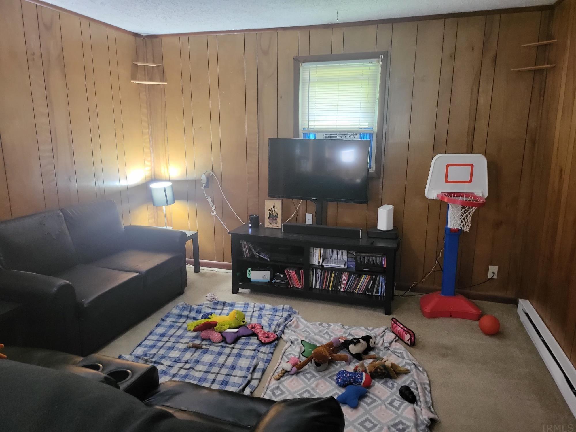 5121 Cardwell Road Bloomington, IN 47403 - Photo 8 of 19