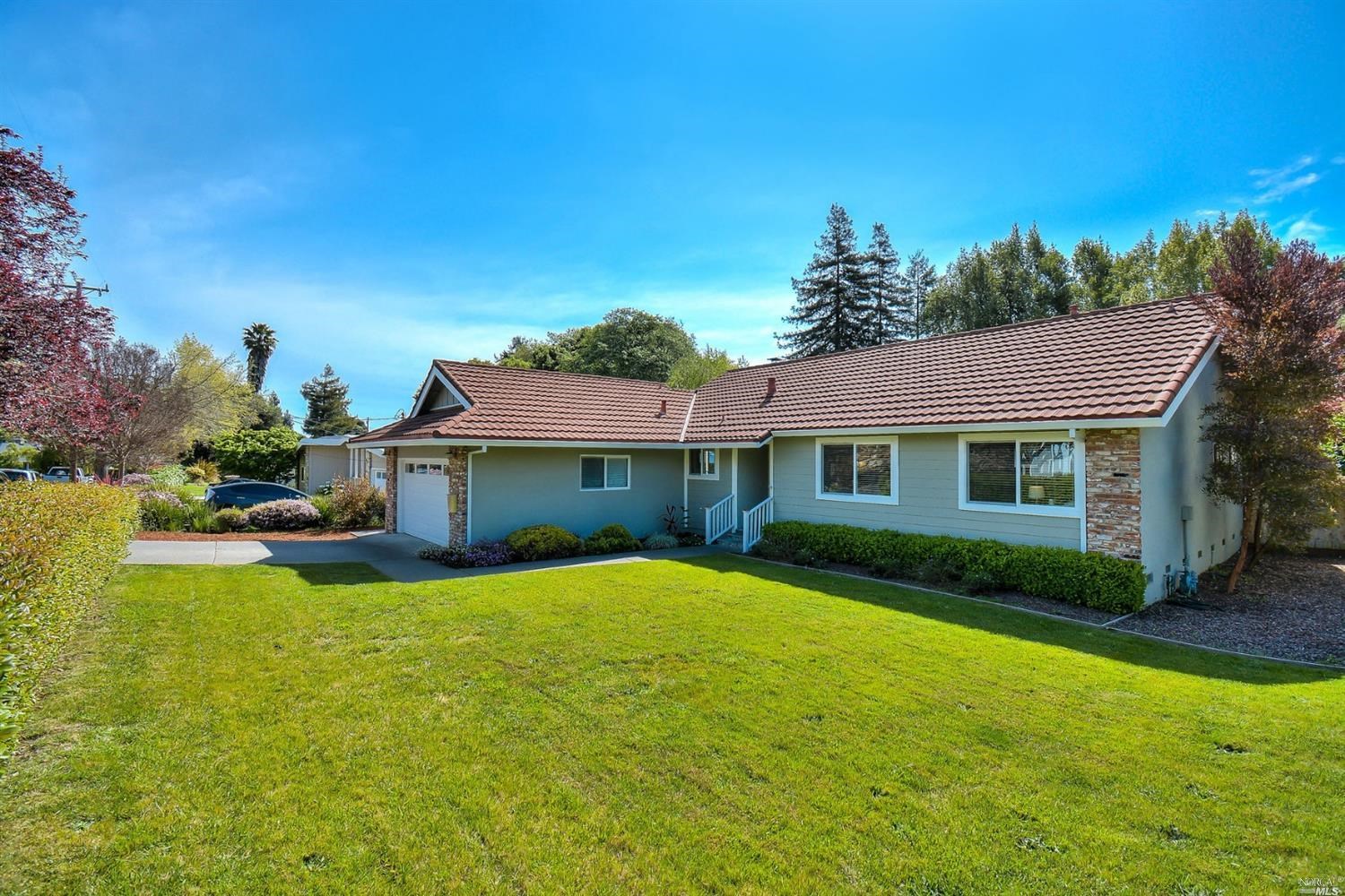 2209 Vineyard Road Novato, CA 94947 - Photo 1 of 1 Gallery Image 1