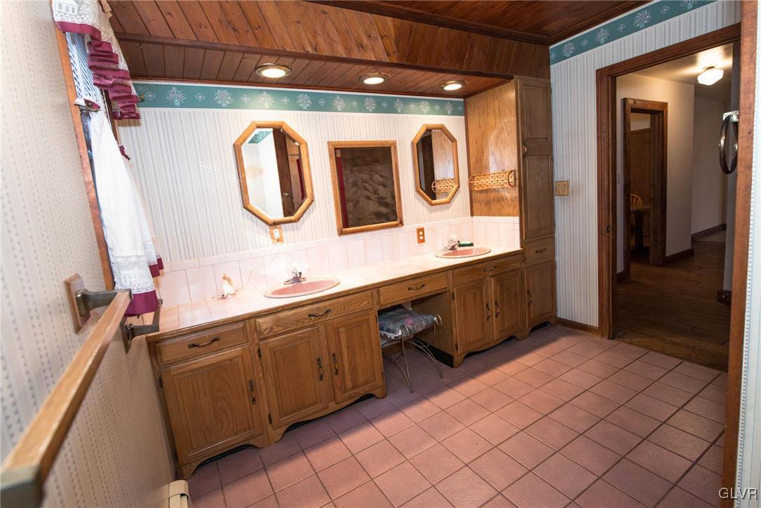 55 East Factoryville Road Bangor, PA 18013 - Photo 21 of 40 Gallery Image 21