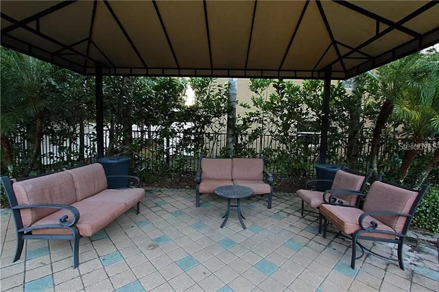 $318,000 | 8423 Edgewater Pl Boulevard, Tampa, FL 33615