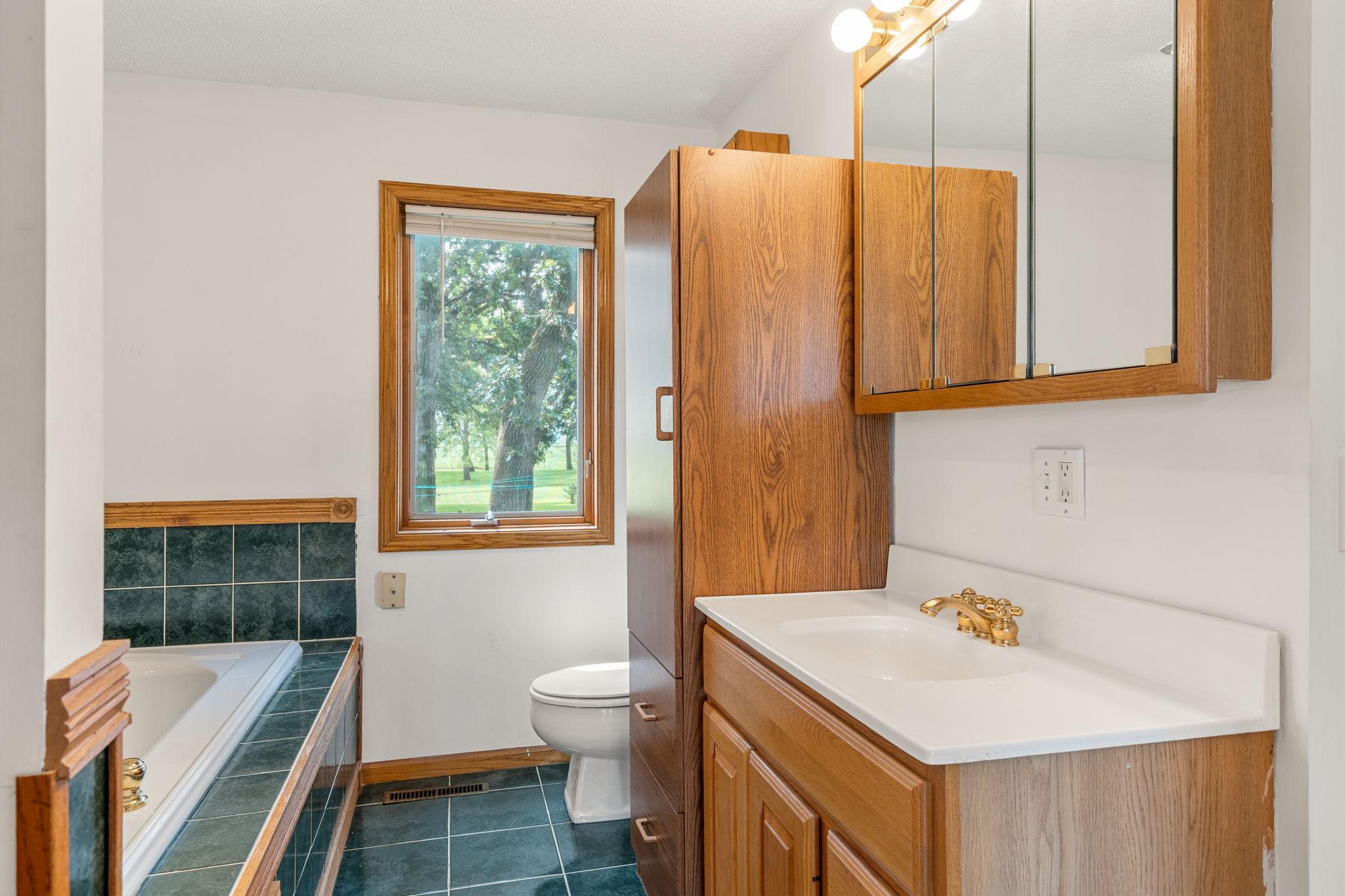 24975 Mower Freeborn Road Austin, MN 55912 - Photo 20 of 82 Gallery Image 20