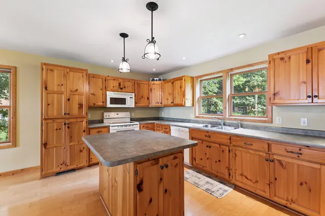 $1,075,000 | 10209-10215 Amery Avenue Northwest, Monticello, MN 55362