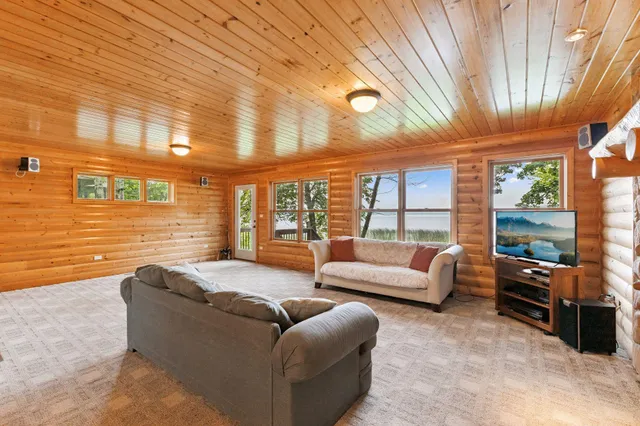 $1,075,000 | 10209-10215 Amery Avenue Northwest, Monticello, MN 55362