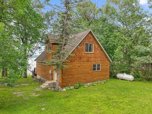 $1,075,000 | 10209-10215 Amery Avenue Northwest, Monticello, MN 55362