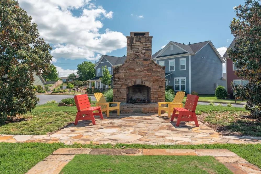 32 Leander Drive Greer, SC 29651 - Photo 5 of 10