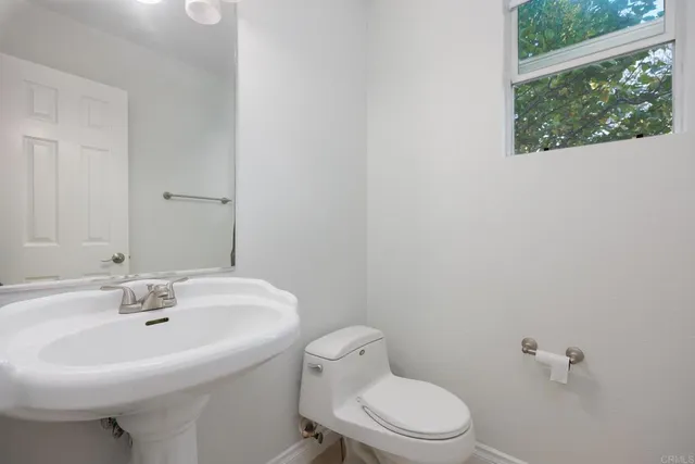 $4,250 | 4353 Saddlehorn Way, Oceanside, CA 92057